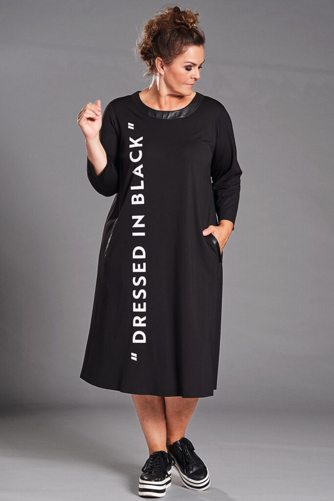 Gozzip jurk gry Dressed in black